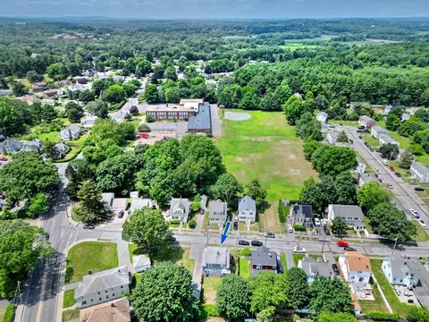 View/Area - 19 Hillside Rd, Dedham, MA 02026 photo 8 of 9