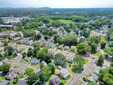 View/Area - 19 Hillside Rd, Dedham, MA 02026 photo 6 of 9