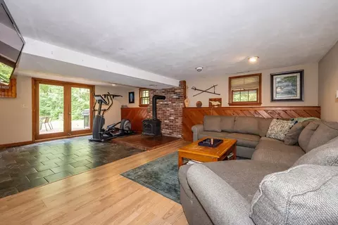 64 Ash St, Townsend, MA 01469 photo 26