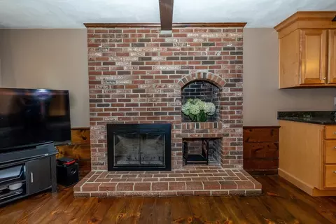 64 Ash St, Townsend, MA 01469 photo 11