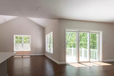 17 Old Grafton Rd, Upton, MA 01568 photo 9