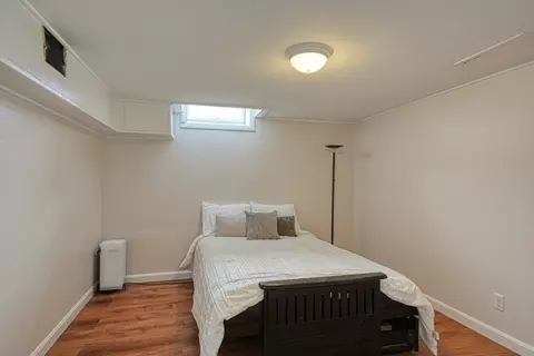 Bedroom - 9 Stonecleve Rd, Wellesley, MA 02482 photo 5 of 5