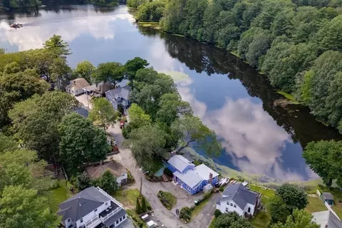 View/Area - 9 Stonecleve Rd, Wellesley, MA 02482 photo 2 of 8