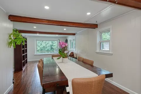Dining - 9 Stonecleve Rd, Wellesley, MA 02482 photo 1 of 2