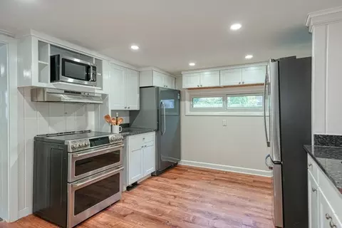Kitchen - 9 Stonecleve Rd, Wellesley, MA 02482 photo 1 of 4