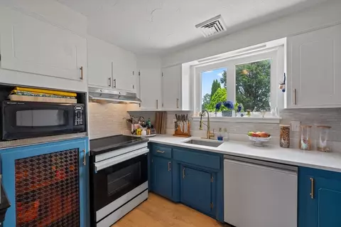 34 Rollinson Rd, Worcester, MA 01606 photo 16