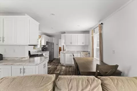 132 Queen Dr, Wareham, MA 02576 photo 12