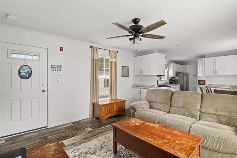 132 Queen Dr, Wareham, MA 02576 photo 6