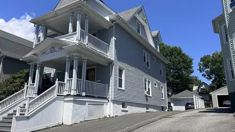 37 Chase Ave, Springfield, MA 01108 photo 4