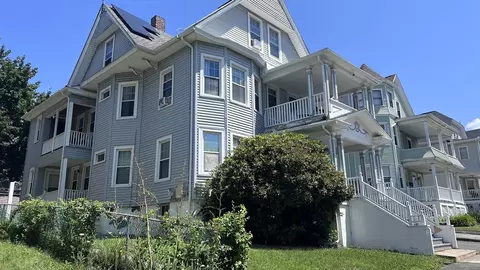 37 Chase Ave, Springfield, MA 01108 photo 2