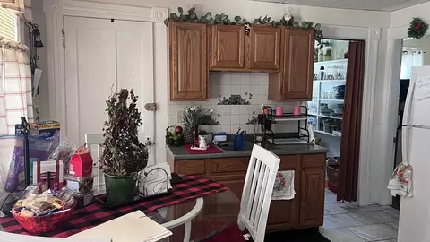 37 Chase Ave, Springfield, MA 01108 photo 20