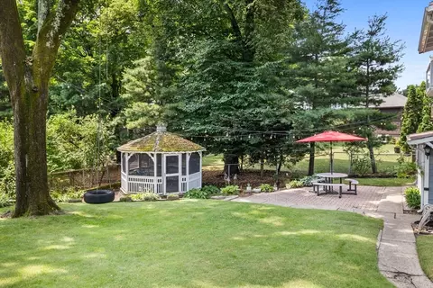 Exterior - 108 Needham St, Dedham, MA 02026 photo 7 of 8