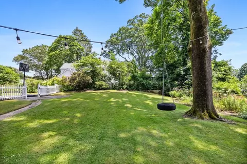 Exterior - 108 Needham St, Dedham, MA 02026 photo 8 of 8
