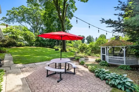 Exterior - 108 Needham St, Dedham, MA 02026 photo 6 of 8