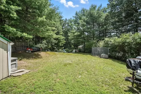 331 Parkerview St, Springfield, MA 01129 photo 31