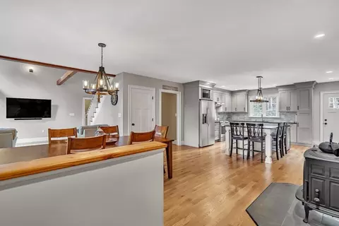 33 Massapoag Way, Dunstable, MA 01827 photo 6