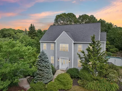 14 Farmington Dr # -G, Shrewsbury, MA 01545