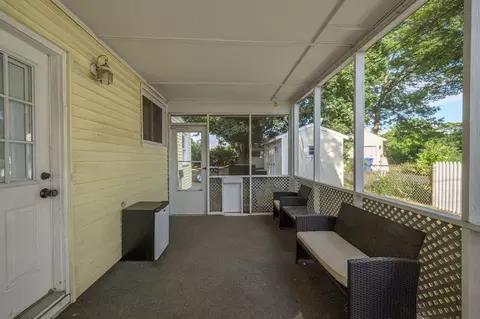 87 Wakefield St, Springfield, MA 01151 photo 29