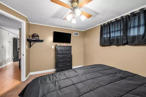 87 Wakefield St, Springfield, MA 01151 photo 17