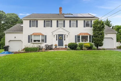 65 Cotuit St #65, North Andover, MA 01845