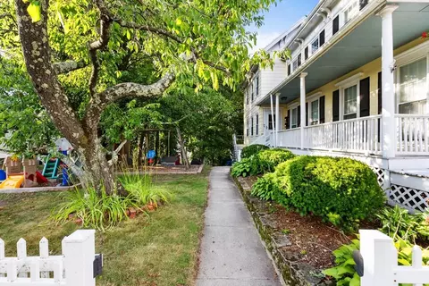 Exterior - 22 Union St #3, Reading, MA 01867 photo 8 of 8
