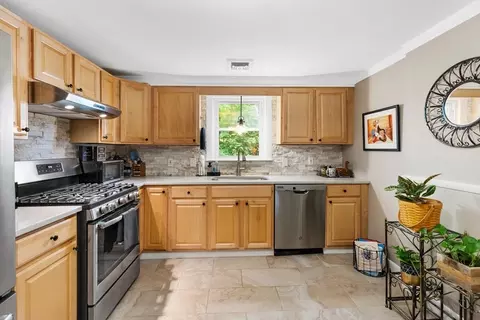 Kitchen - 22 Union St #3, Reading, MA 01867 photo 3 of 3