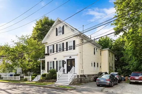 Exterior - 22 Union St #3, Reading, MA 01867 photo 2 of 8