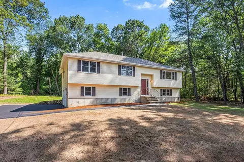 1 Ranlett Ln, Billerica, MA 01821
