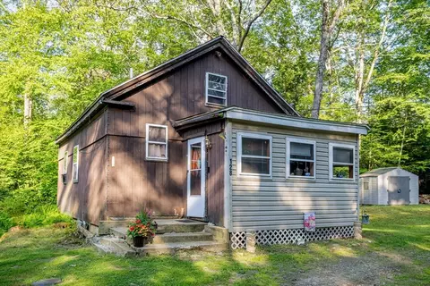 128 N Fitzwilliam Rd, Royalston, MA 01368