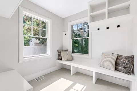 2 Summit Rd, Wellesley, MA 02482 photo 14