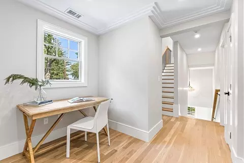 2 Summit Rd, Wellesley, MA 02482 photo 24