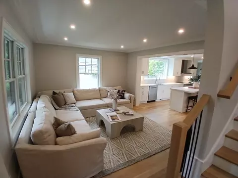 2 Summit Rd, Wellesley, MA 02482 photo 7