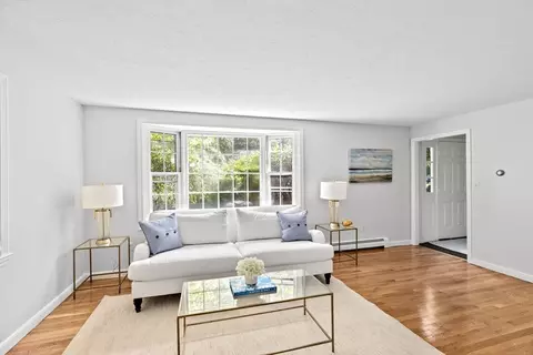 16 Liberty Rd, Hingham, MA 02043 photo 2