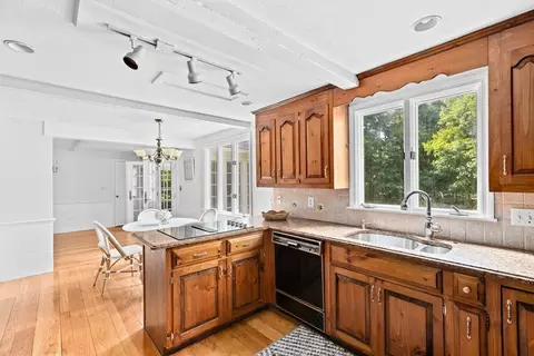 16 Liberty Rd, Hingham, MA 02043 photo 8