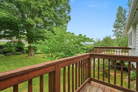 Exterior - 200 Edgewater Dr, Framingham, MA 01702 photo 4 of 9