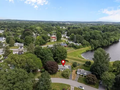 View/Area - 200 Edgewater Dr, Framingham, MA 01702 photo 5 of 7