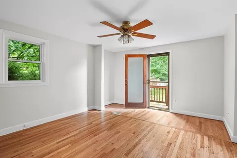 Bedroom - 200 Edgewater Dr, Framingham, MA 01702 photo 3 of 8