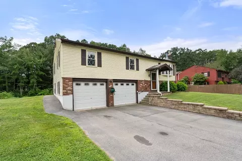 Exterior - 35 Nancy Dr, Webster, MA 01570 photo 9 of 10