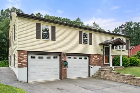 Exterior - 35 Nancy Dr, Webster, MA 01570 photo 10 of 10
