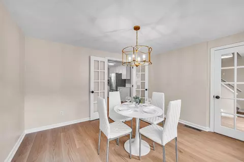 13 Golden Dr, Easthampton, MA 01027 photo 12