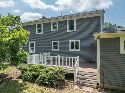 13 Golden Dr, Easthampton, MA 01027 photo 21