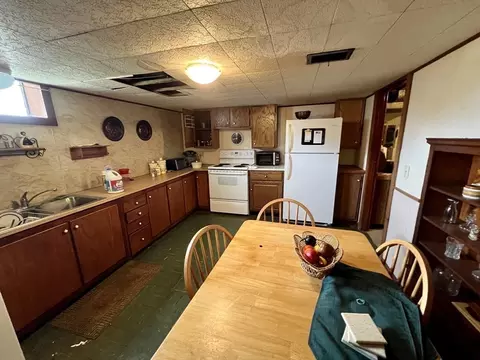183 Orient St, Worcester, MA 01604 photo 24