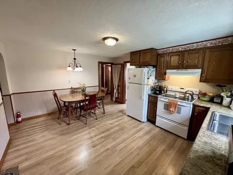 183 Orient St, Worcester, MA 01604 photo 6