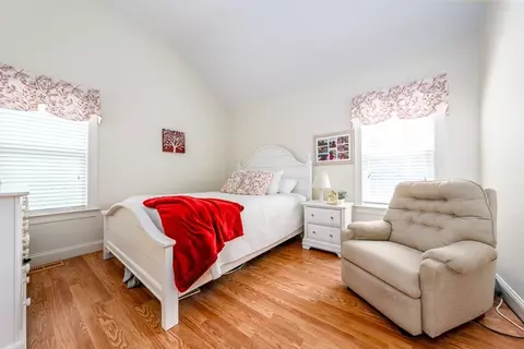 Bedroom - 23 Eagle, Cotuit, MA 02635 photo 2 of 2