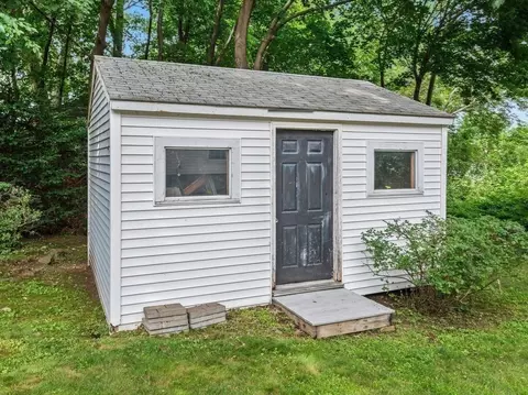 Exterior - 27 Whitla Dr, Worcester, MA 01604 photo 17 of 17