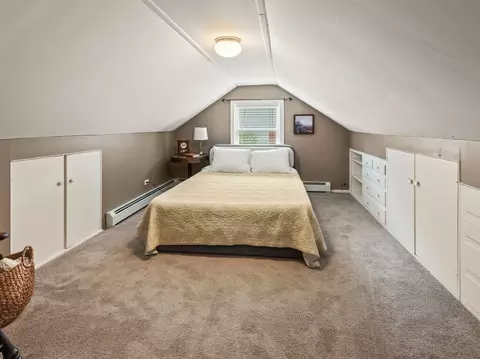 Bedroom - 27 Whitla Dr, Worcester, MA 01604 photo 3 of 4