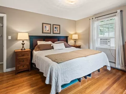 Bedroom - 27 Whitla Dr, Worcester, MA 01604 photo 1 of 4