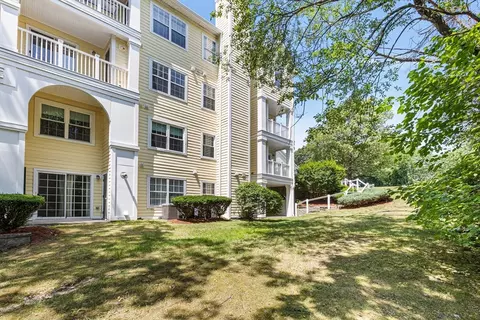 514 Gazebo Cir #514, Reading, MA 01867