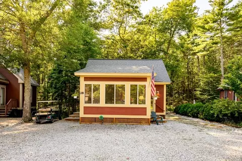 28 Whispering Pines Rd #28, Westford, MA 01886