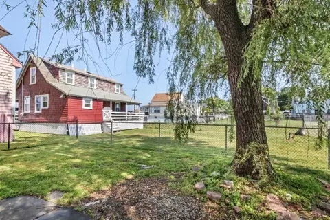 117 Hampton Cir, Hull, MA 02045 photo 24